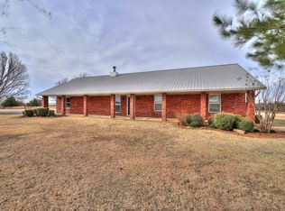 12005 NE Trail Rd, Elgin, OK 73538