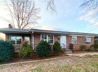 238 Golf Course Rd, Maiden, NC 28650