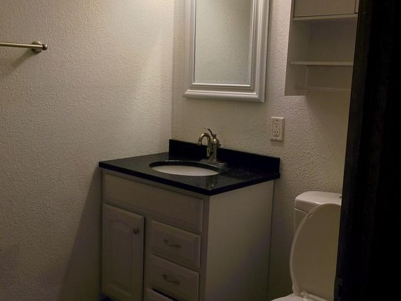 4th image of 3619 Starview Dr