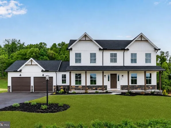 56 Pinetree Dr, Duncannon, PA 17020