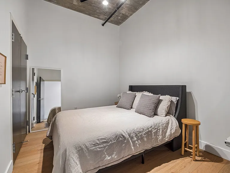 618 Washington Ave N #505 — Photo 18