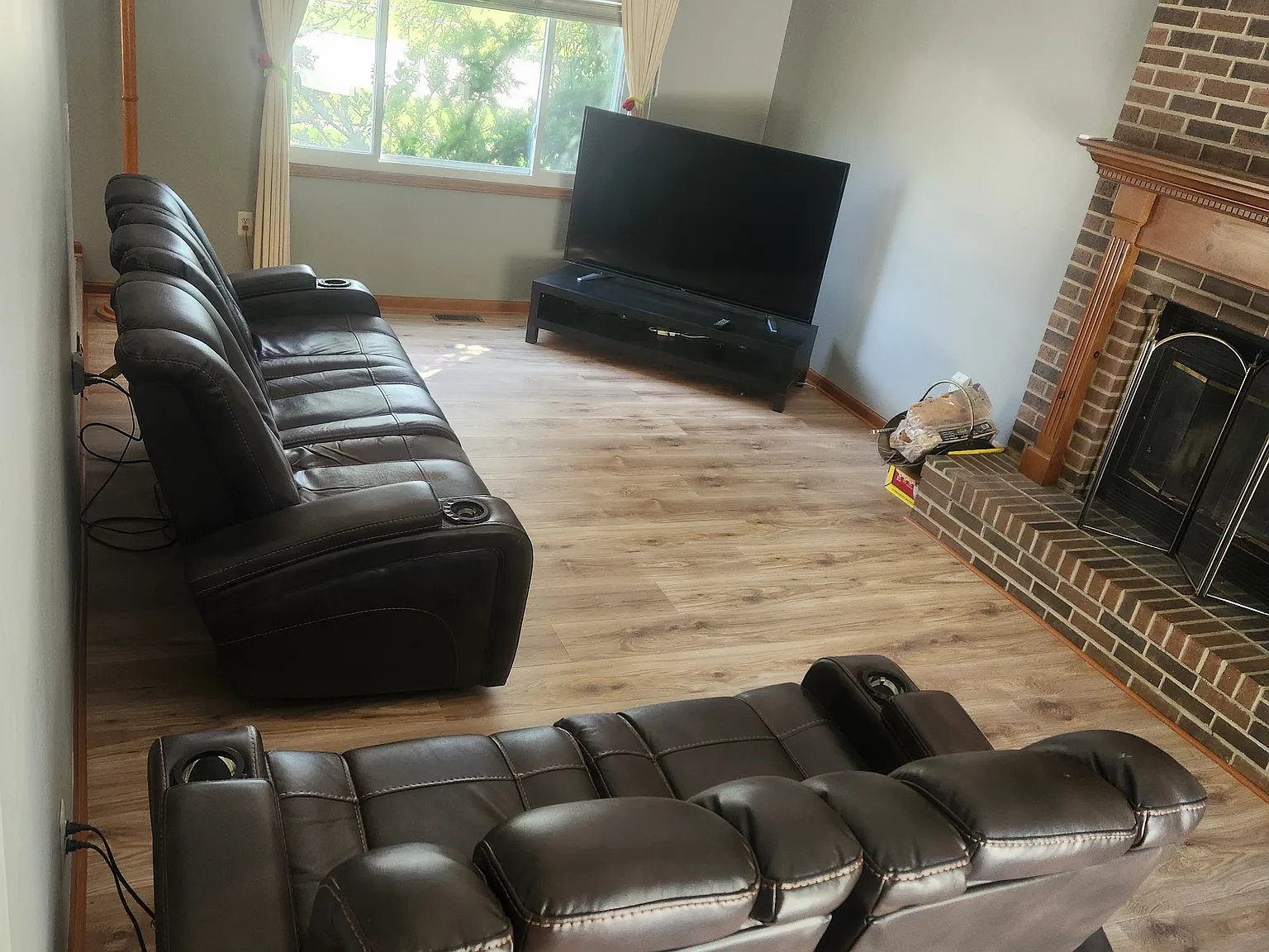 3 bed, 2.5 bath, 1900 sqft, $3,900 — Photo 4