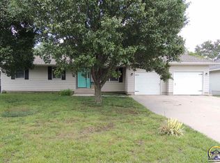 1906 Antler Rdg, Emporia, KS 66801