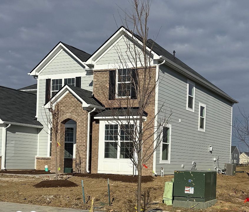 2nd image of 972 Cowley Dr