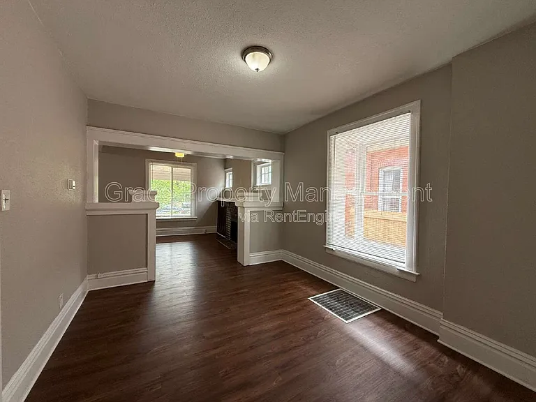 451 S Sherman St — Photo 7