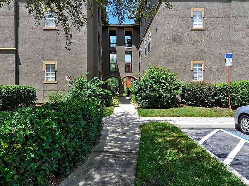 1st image of 102 Vista Verdi 324 Cir