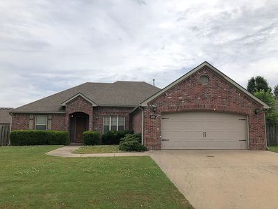800 Sienna Dr, Centerton, AR, 72719