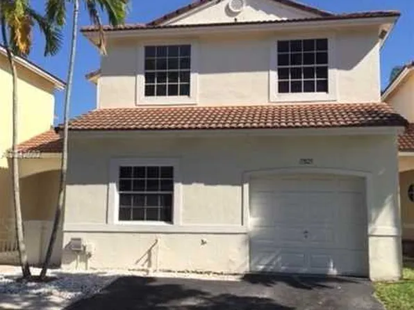 17825 SW 10th Ct, Pembroke Pines, FL 33029