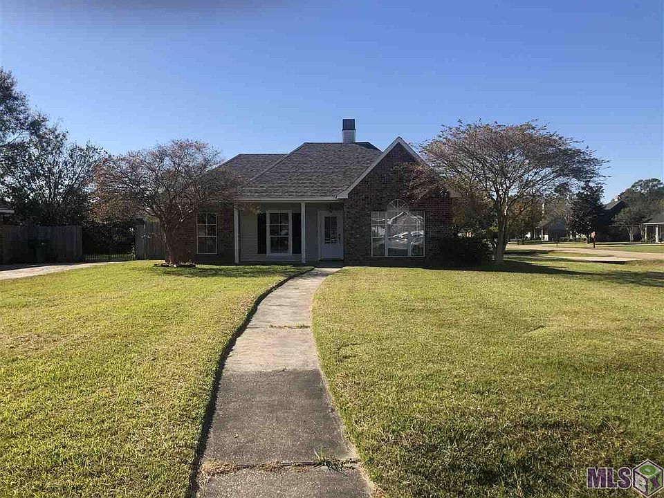 1st image of 32475 Brandywood Dr