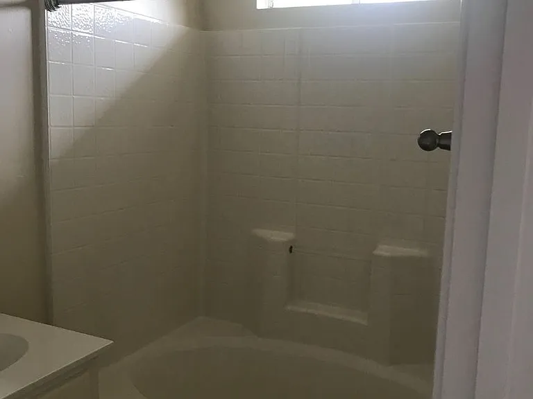 20 Stowe Rd — Photo 19