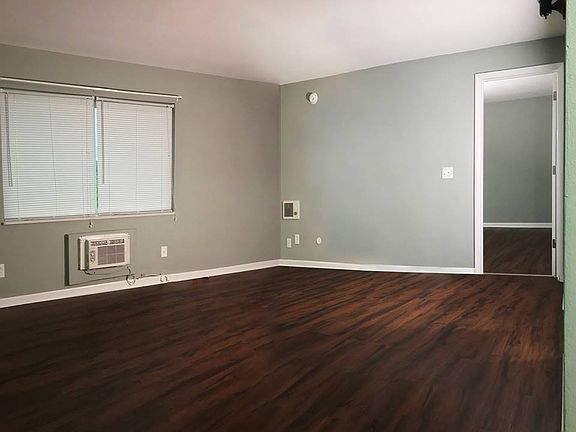 2nd image of 300 Forest Park Dr #201