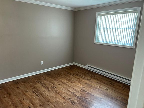 2nd image of 2709 North Dr Unit 1