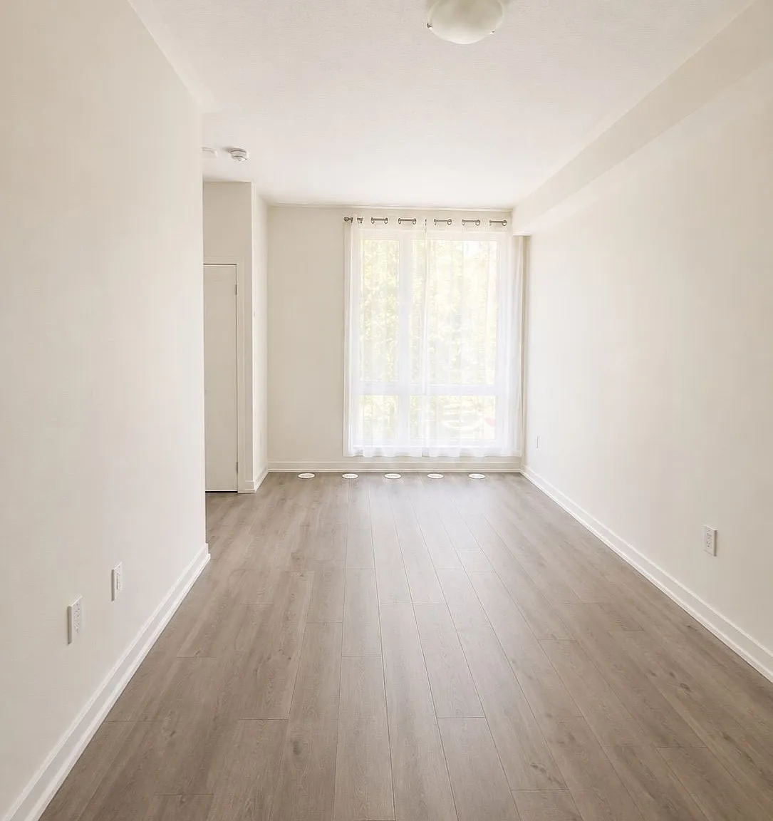 4 bed, $3,900 — Photo 4
