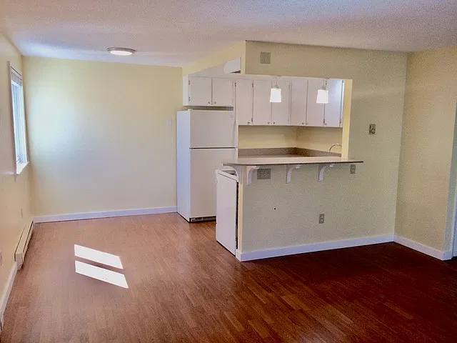 2 bed, 725 sqft, $1,525 — Photo 4