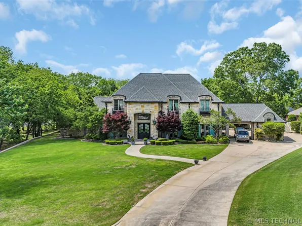 602 Pebble Beach Dr, Ardmore, OK 73401