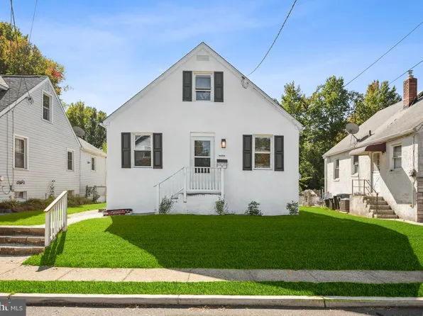 152 Walnut St, Westville, NJ 08093