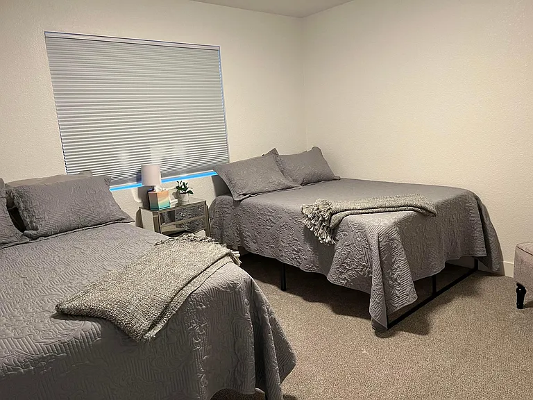 Guest bedroom