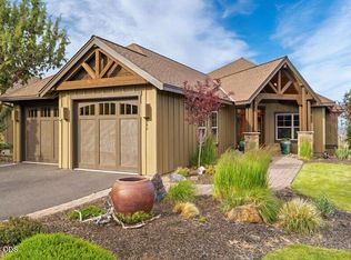 360 Vista Rim Dr, Redmond, OR 97756