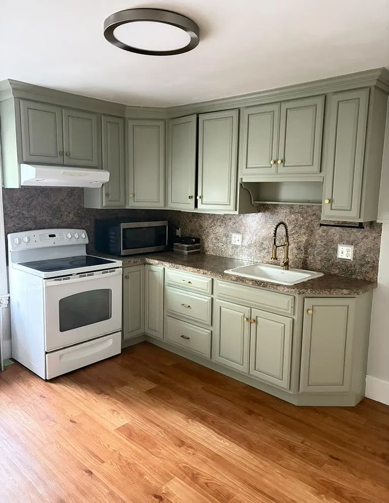 3 bed, 1700 sqft, $2,750 — Photo 2