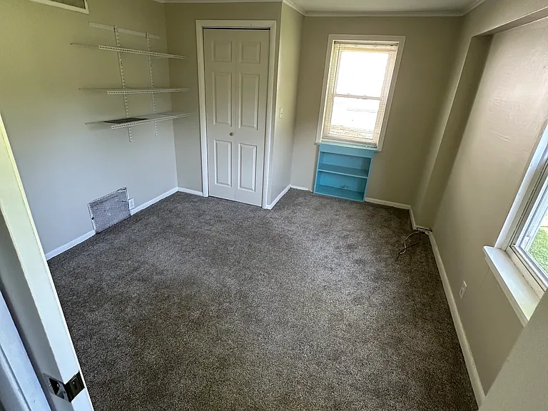 377 French Rd — Photo 4