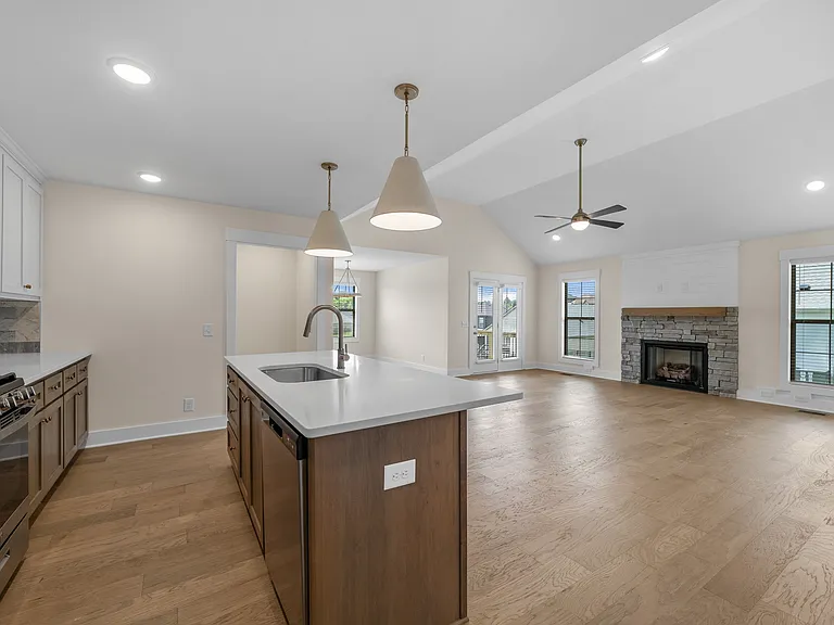 1605 Collins View Way — Photo 11