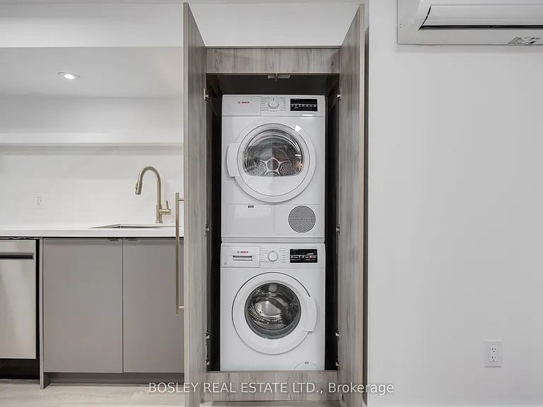334A Gladstone Ave #B — Photo 6
