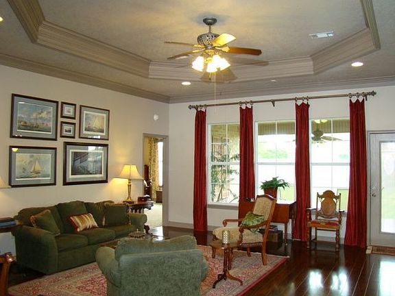 4th image of 8320 Glen Rose Cir