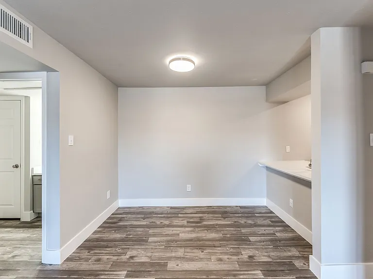 Warwick at Westchase — Photo 10