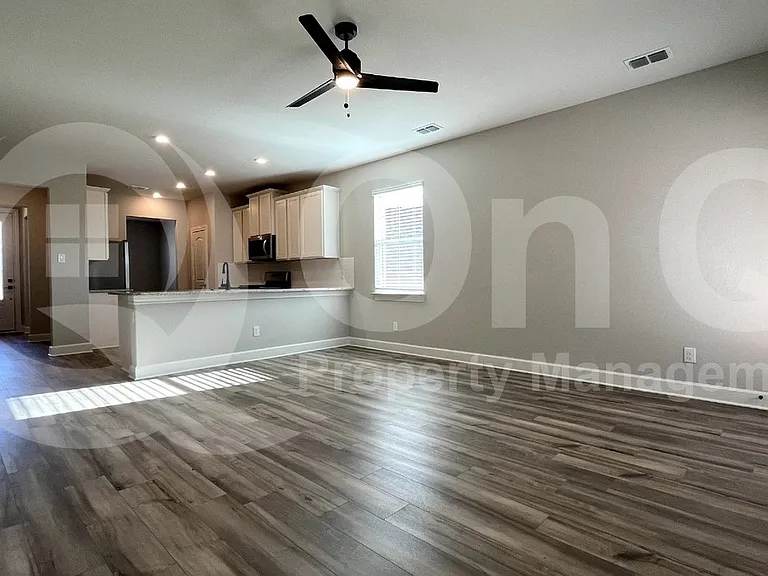 1913 McKee Ct — Photo 20