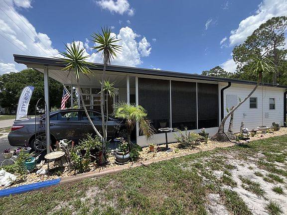 4th image of 110 Pine Tree Dr #1122