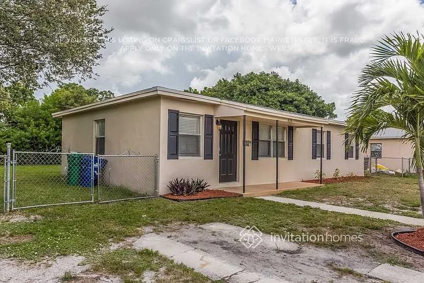 335 NW 190th St Miami, FL 33169 — Photo 3