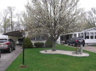 1106 Northwood Dr, Derby, NY 14047