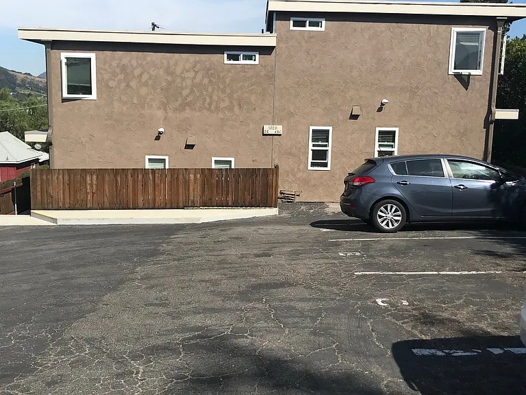1020 Ella St #E — Photo 17