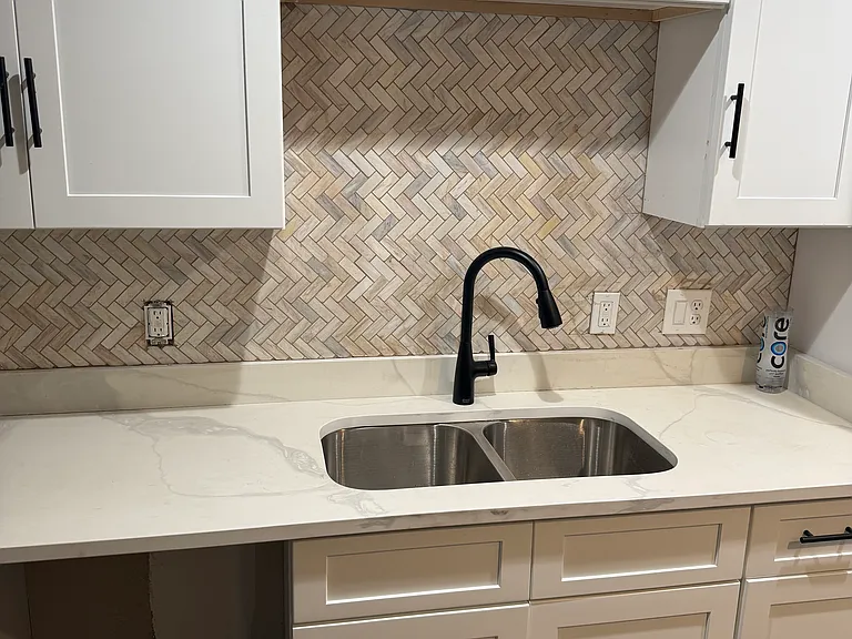 610 Plum Ln — Photo 10