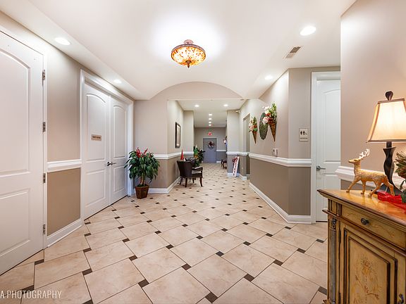 3rd image of 1200 N Foxdale Dr Unit 101
