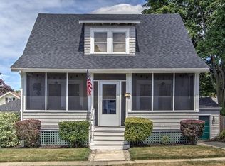 33 Lenox Rd, Peabody, MA 01960