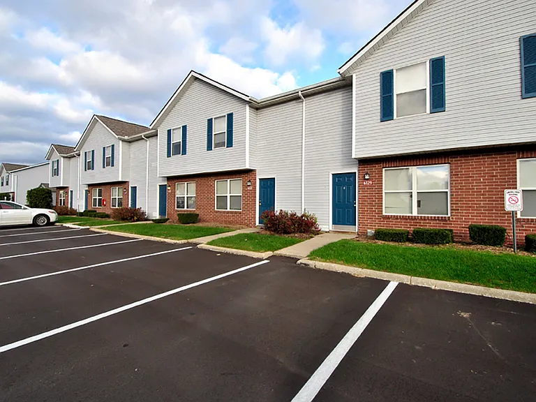 The Vista Apartments and Townhomes — Photo 10