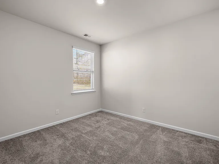 84 Woodford Reserve Dr — Photo 7