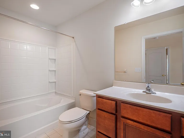 4165 Bunker Hill Dr N #N — Photo 20