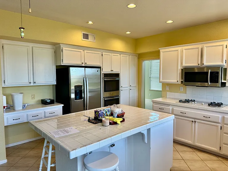 5155 Avenida De La Plata — Photo 3