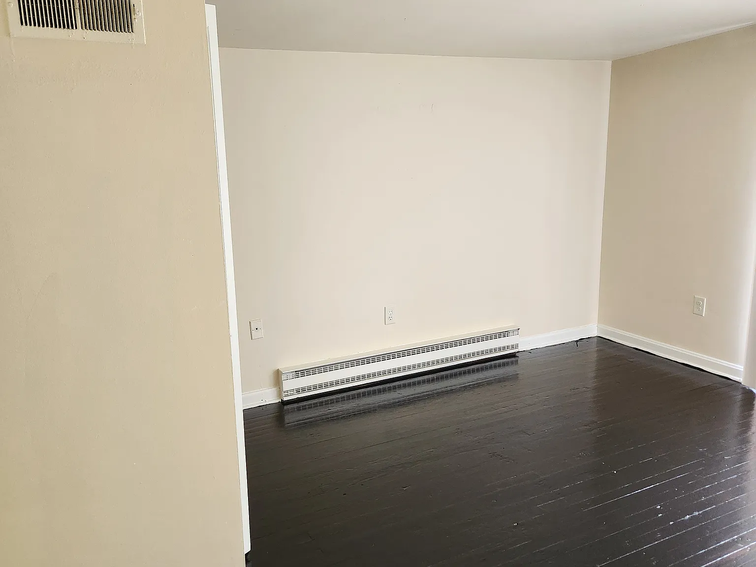 2 bed, 833 sqft, $1,595 — Photo 4