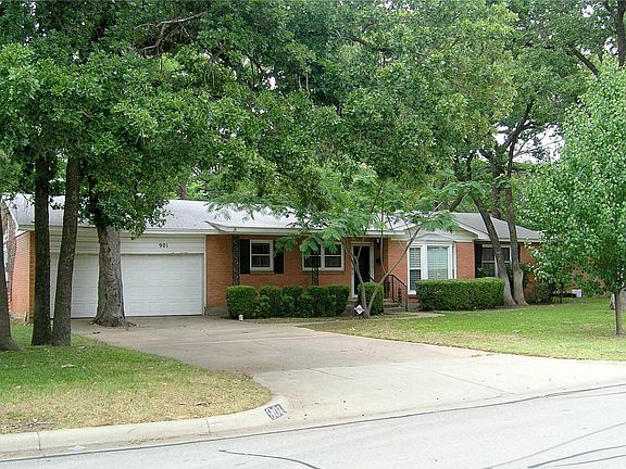 2nd image of 901 Sherwood Dr