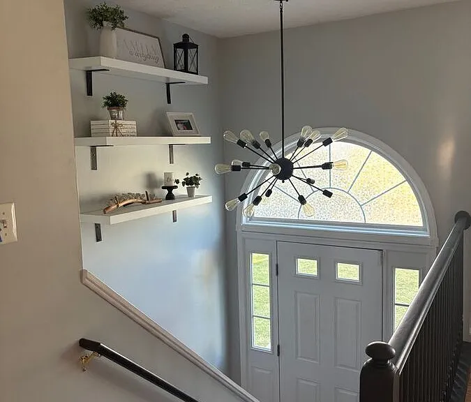 133 Woodrow Rd — Photo 3