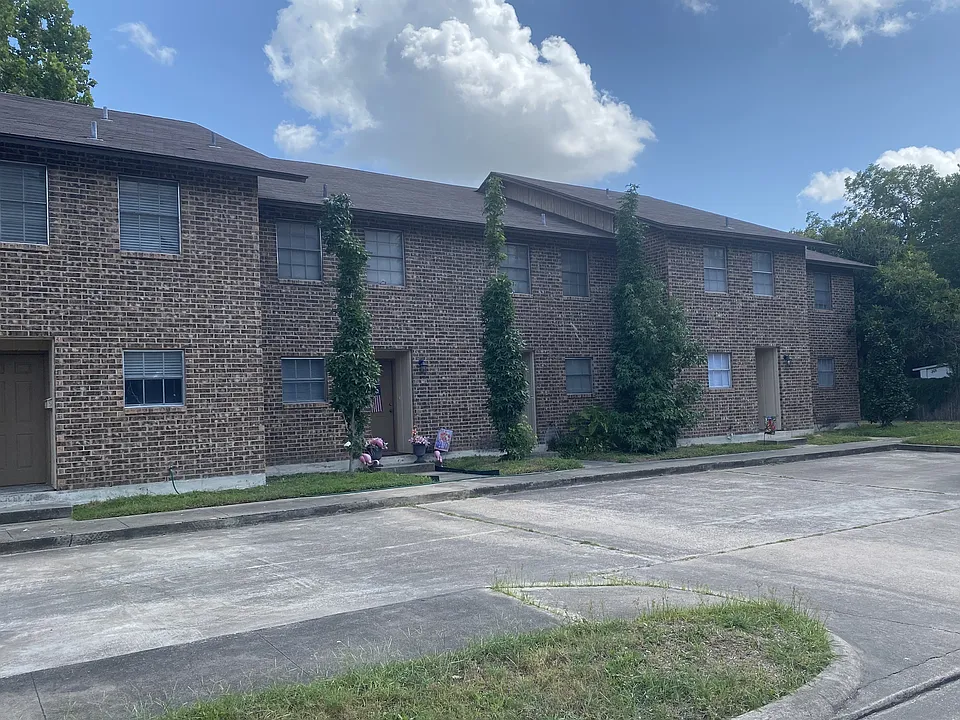 402 W Power Ave #5