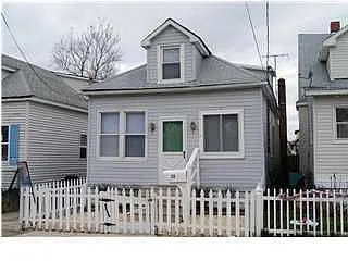 33 Seaview Ave photo 1