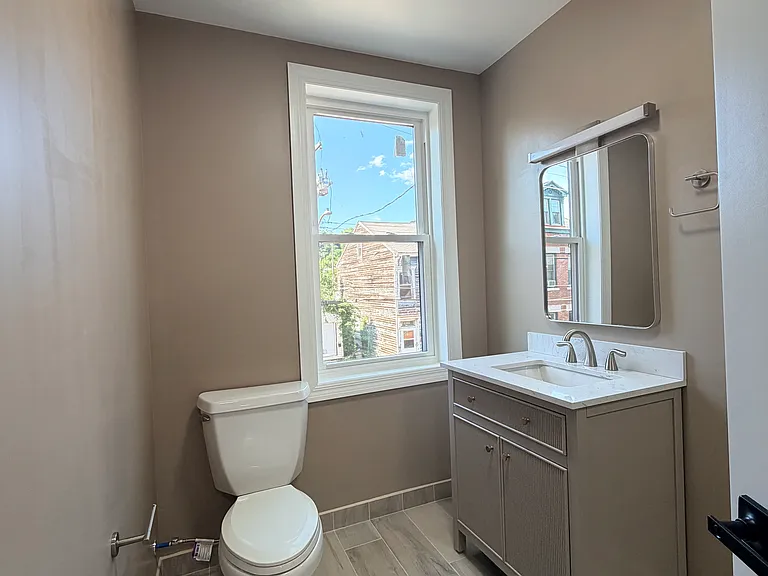 1321 Columbus Ave — Photo 18
