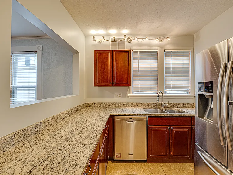 714 Sexton St #1 — Photo 4