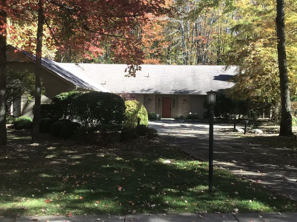 10377 Pine Needle Trl