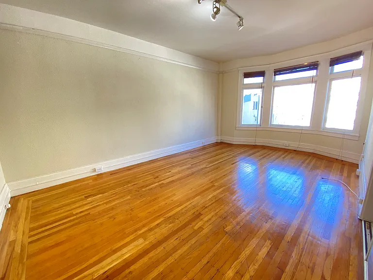 555 Ofarrell St — Photo 28