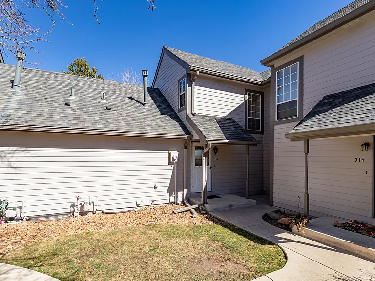 316 Cobblestone Dr — Photo 49